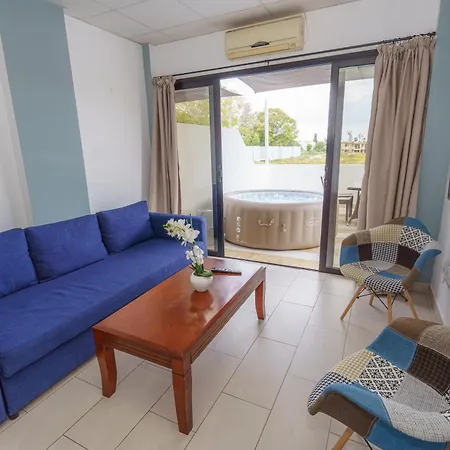 Pernera One In Pernera Protaras Apartamento