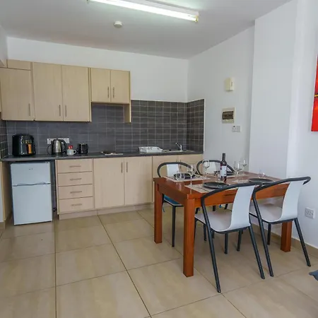 Pernera One In Pernera Protaras Apartamento