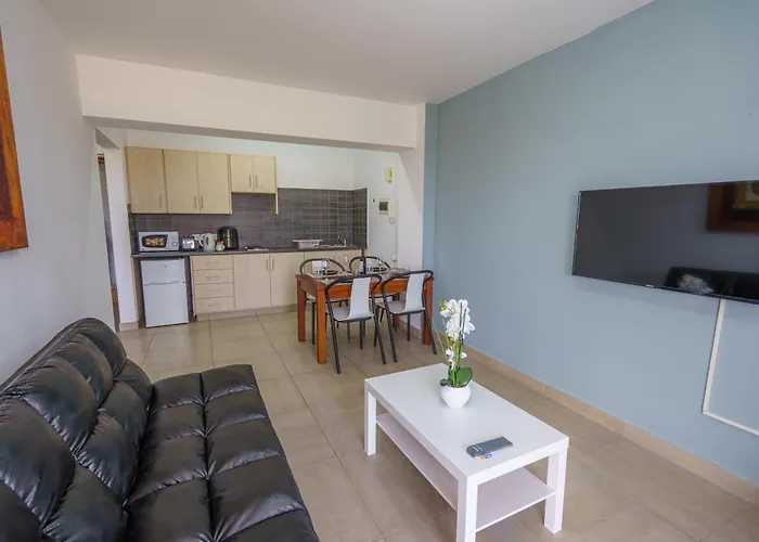 Pernera One In Pernera Protaras * Paralimni